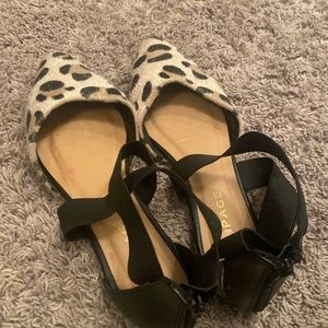 Adorable black and leopard print flats